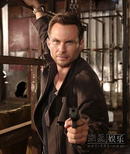 孤胆拯救,拯救世界的孤独征程